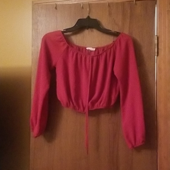 a'gaci Tops - Agaci Crop Top